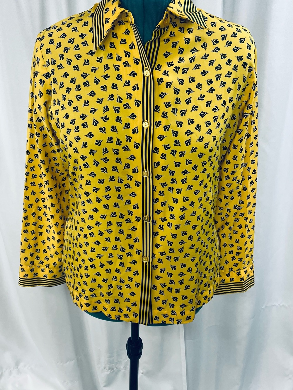 Alex Coleman Vintage Yellow Printed Button-Up Blouse - Women Tops